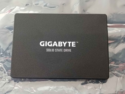 SALE OUT. GIGABYTE SSD 120GB 2.5" SATA 6Gb/s, REFURBISHED, WITHOUT ORIGINAL PACKAGING | Gigabyte | GP-GSTFS31120GNTD | 120 GB | SSD form factor 2.5-inch | SSD interface SATA | REFURBISHED, WITHOUT ORIGINAL PACKAGING | Read speed 500 MB/s | Write speed 380