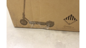 SALE OUT. Xiaomi Electric Scooter 4 Pro (2nd Gen)DAMAGED PACKAGING, SCRATCHED PAINT ON LEG | Electric Scooter 4 Pro (2nd Gen) | 400 W | 25 km/h | 10 " | DAMAGED PACKAGING, SCRATCHED PAINT ON LEG