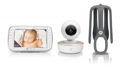 Motorola VM855 CONNECT 5.0” Portable Wi-Fi Video Baby Monitorwith Flexible Crib Mount, White/Gold | Motorola | Portable Wi-Fi Video Baby Monitor with Flexible Crib Mount | VM855 CONNECT 5.0” | 5" TFT color display with 480 x 272 resolution; Lullabies; Two