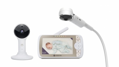 Motorola | Full HD Wi-Fi Video Baby Monitor with Crib Mount | VM65X CONNECT 5.0" | 5.0" LCD colour display with 480 x 272 resolution; Lullabies; Room temperature monitoring; Infrared night vision; LED sound level indicator; Wi-Fi connectivity for on-the-g