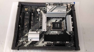 SALE OUT. ASRock B760 PRO RS/D4 | ASRock B760 PRO RS/D4 | Processor family Intel | Processor socket LGA1700 | DDR4 DIMM | Memory slots 4 | Supported hard disk drive interfaces SATA, M.2 | Number of SATA connectors 4 | Chipset Intel B760 | ATX | REFURBISHE