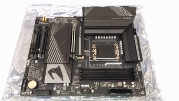 SALE OUT. GIGABYTE B760 AORUS ELITE 1.0 M/B | Gigabyte B760 AORUS ELITE 1.0 M/B | Processor family Intel | Processor socket LGA1700 | DDR5 DIMM | Memory slots 4 | Supported hard disk drive interfaces SATA, M.2 | Number of SATA connectors 4 | Chipset Inte