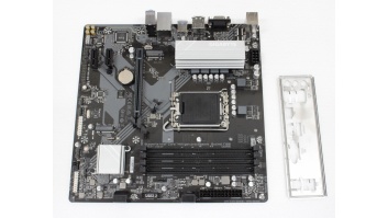 SALE OUT. Gigabyte USED, REFURBISHED, WITHOUT ACCESSORIES, ONLY BACK PANEL INCLUDED